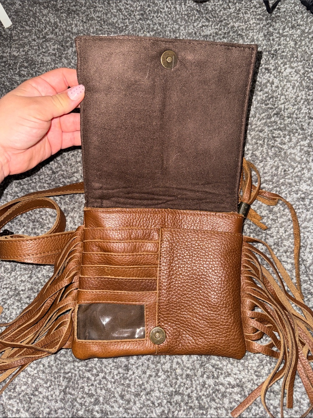 STS Ranchwear Brown Cowhide Fringe Crossbody Bag - Picture 3 of 4